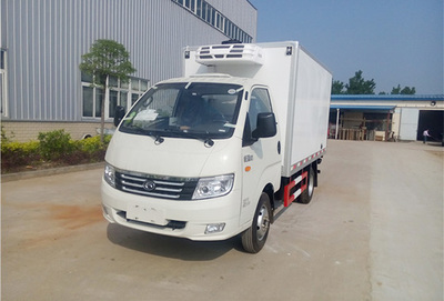6噸冷凍車與帶臥鋪冷鏈車市場價(jià)格解析及環(huán)保趨勢